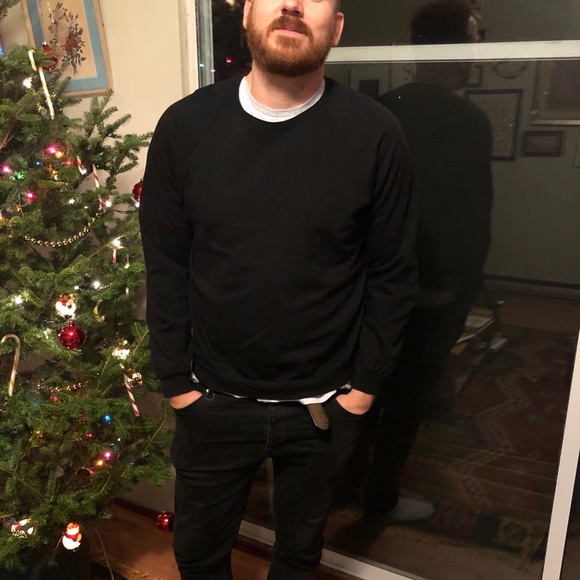 Crew neck sweatshirt- XL - Picture 2 of 2